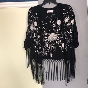 Gorgeous fringe kimono with stitched flowers